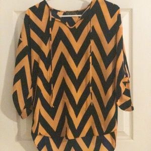 Peach/Navy Chevron Top